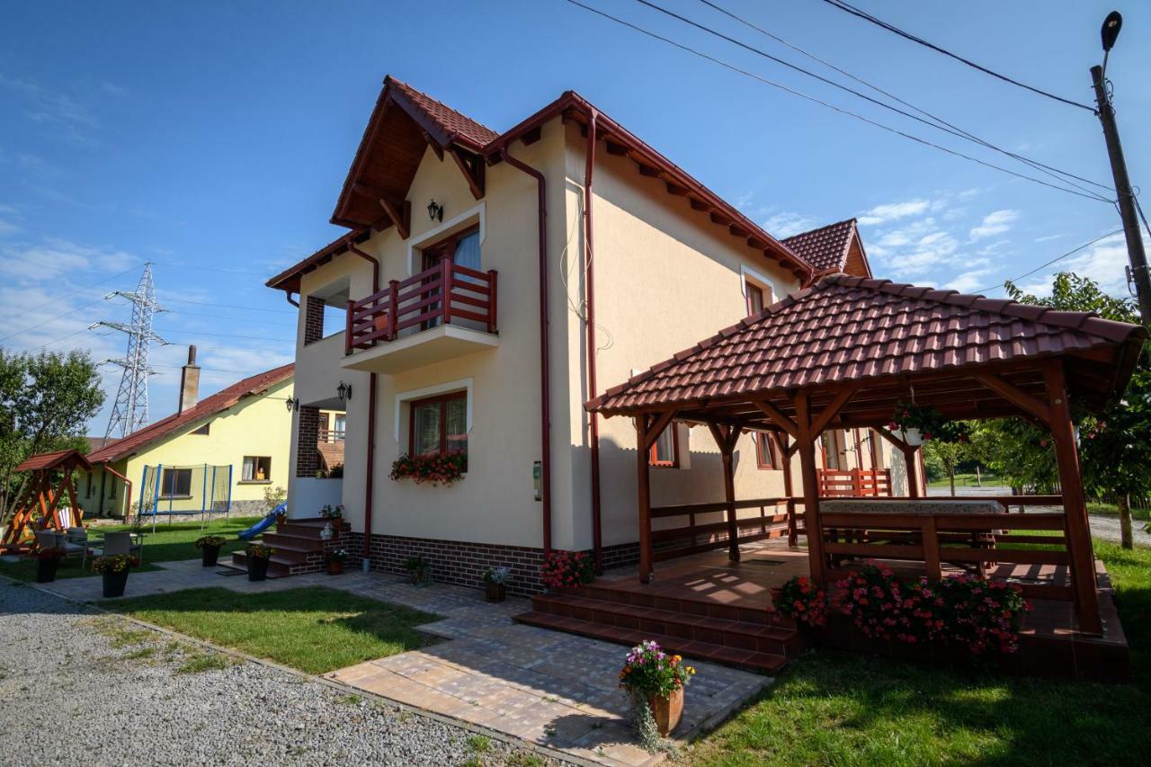 Casa Moldovan โซวาตา ภายนอก รูปภาพ