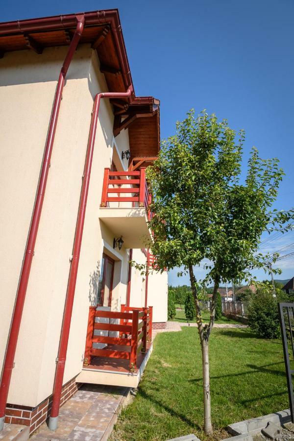 Casa Moldovan โซวาตา ภายนอก รูปภาพ