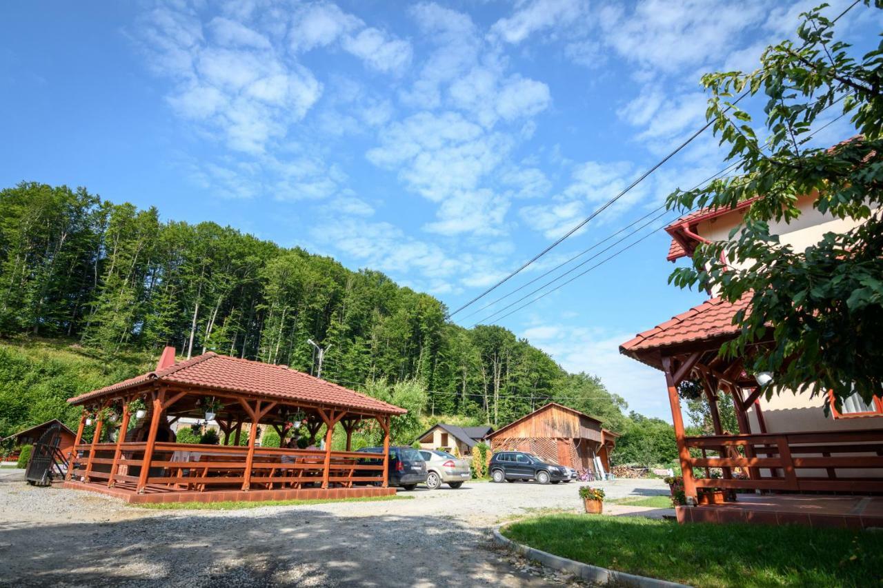 Casa Moldovan โซวาตา ภายนอก รูปภาพ